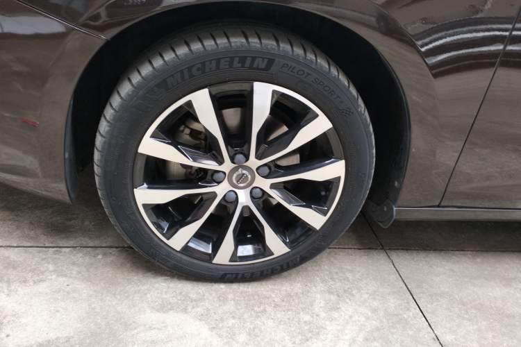 Used Volvo S60 2018 S60L T3 Smart Progress Edition