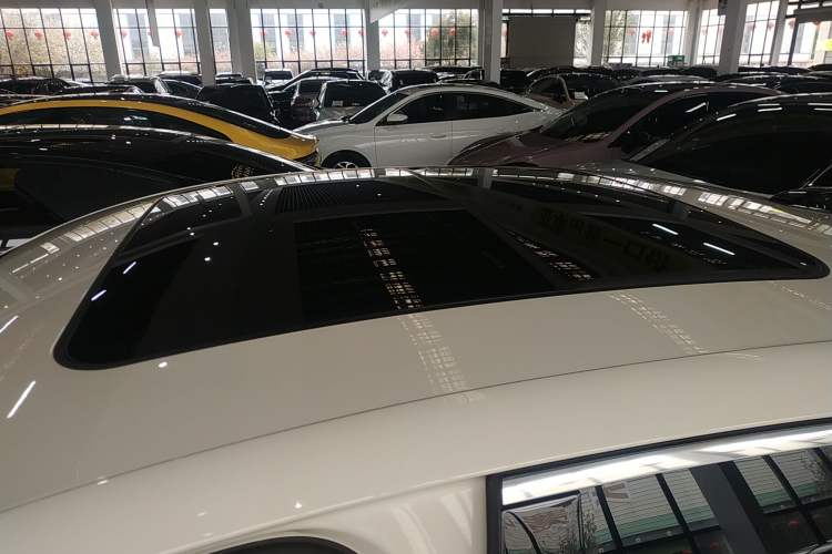 Used BYD Seal 06 New Energy 2025 DM-i Smart Drive 120KM Deluxe Model Roof