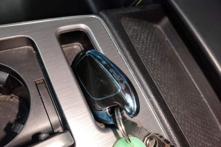 Used Roewe RX5 2021 PLUS 300TGI Automatic Ali National Trend Flagship Ronglin Edition Vehicle Key