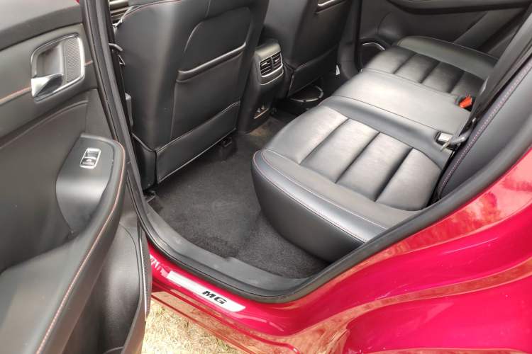 Used MG HS 2018 20T Automatic Two-Wheel Drive Hormone Dynamic Edition China V Standard
