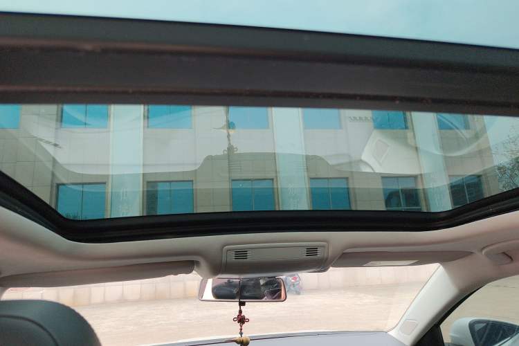 Used Volkswagen Sagitar 2020 200TSI DSG Comfort Version China VI Standard Headliner