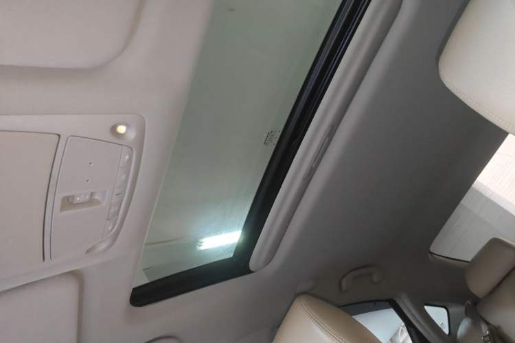 Used Nissan Teana 2013 2.0L XE Fashion Edition Headliner