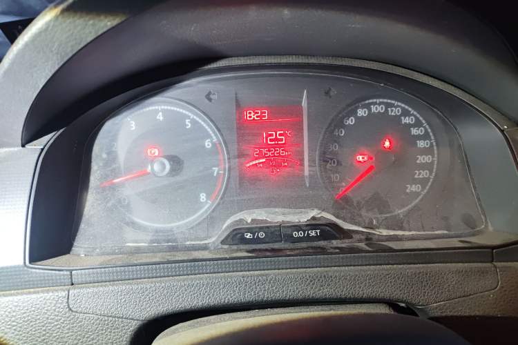 Used Volkswagen Santana 2016 1.6L Manual Fashion Edition Instrument Cluster