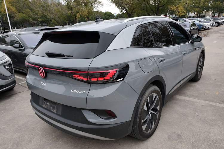 Used Volkswagen ID.4 CROZZ 2024 PURE+ model
