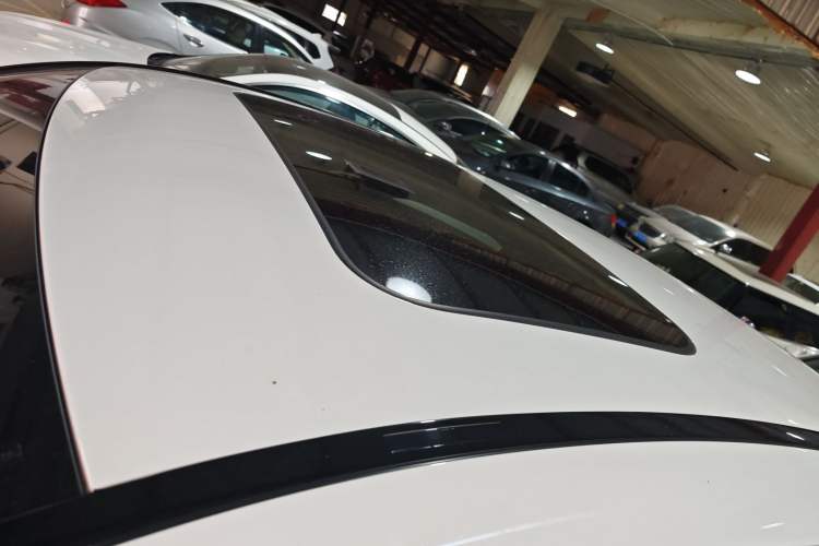 Used Mercedes-Benz GLC Coupe 2017 GLC 260 4MATIC Coupe SUV
