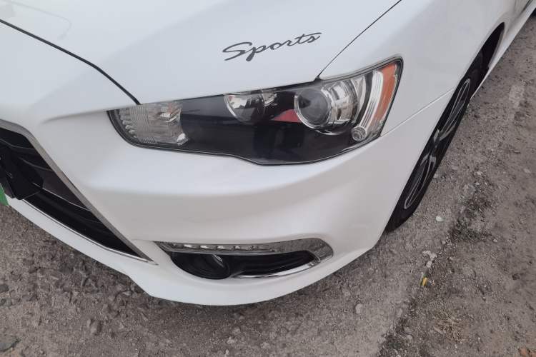 Used Mitsubishi Lancer EX 2015 1.8L CVT ZhiShang Edition China V Standard
