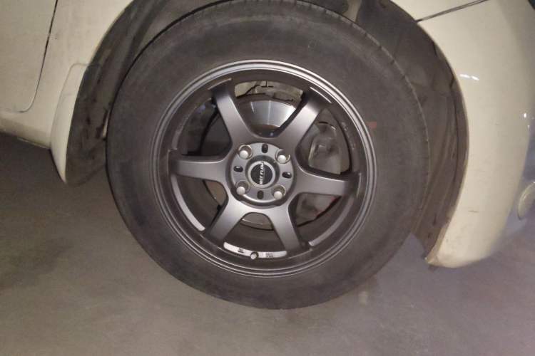 Used Honda Fit 2011 1.3L manual Comfort version Right Front Wheel Hub