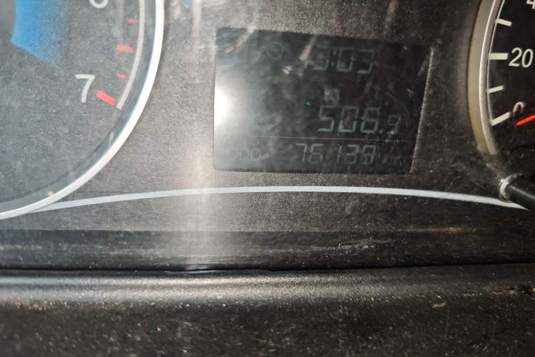 Used Dongfeng Fengon 330 2014 1.5L Manual Standard Edition DK15-02