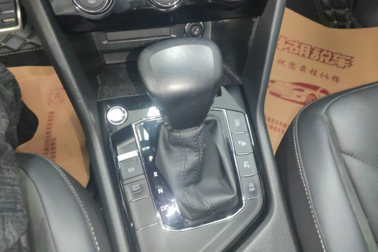 Used Volkswagen Tiguan L 2021 330TSI Automatic Two-Wheel Drive R-Line Enhanced Edition