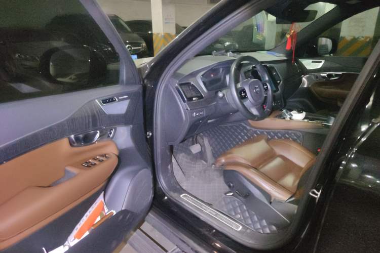 Used Volvo XC90 New Energy 2021 E-Drive Hybrid T8 Luxury Flagship 7-Seater