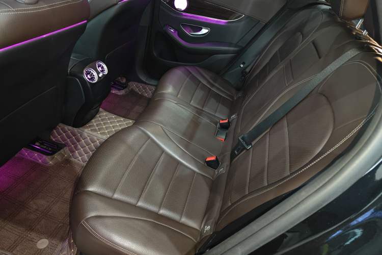 Used Mercedes-Benz GLC 2017 GLC 260 4MATIC Dynamic Edition Left Rear Seat