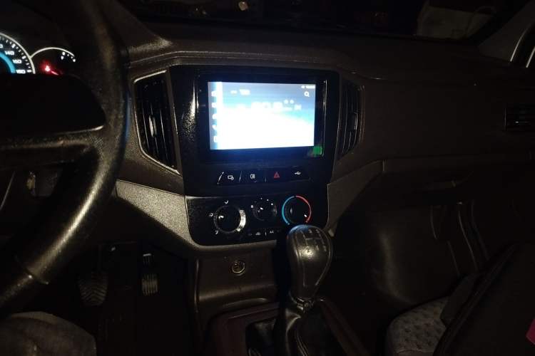 Used Wuling Rongguang New Truck 2021 1.5L Rural Version LV1 Extended Double-Cab L3C
