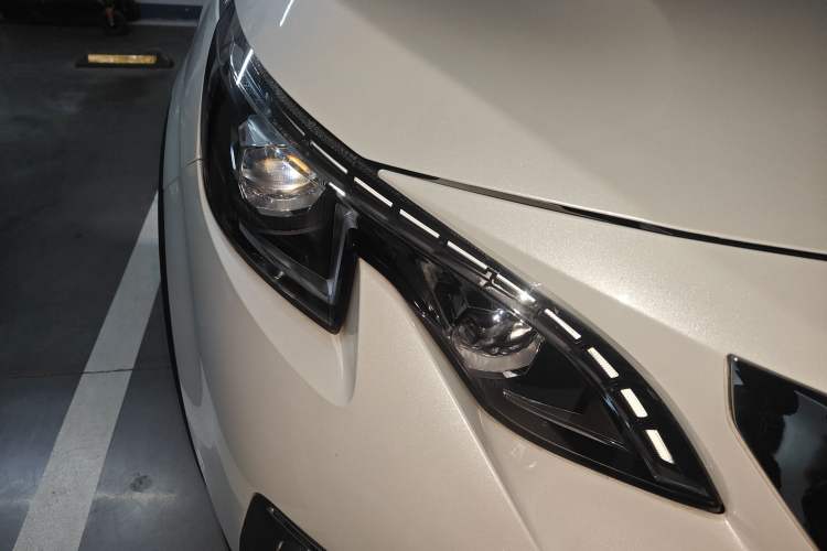 Used Peugeot 5008 2017 380THP 7-Seater Luxury GT Edition