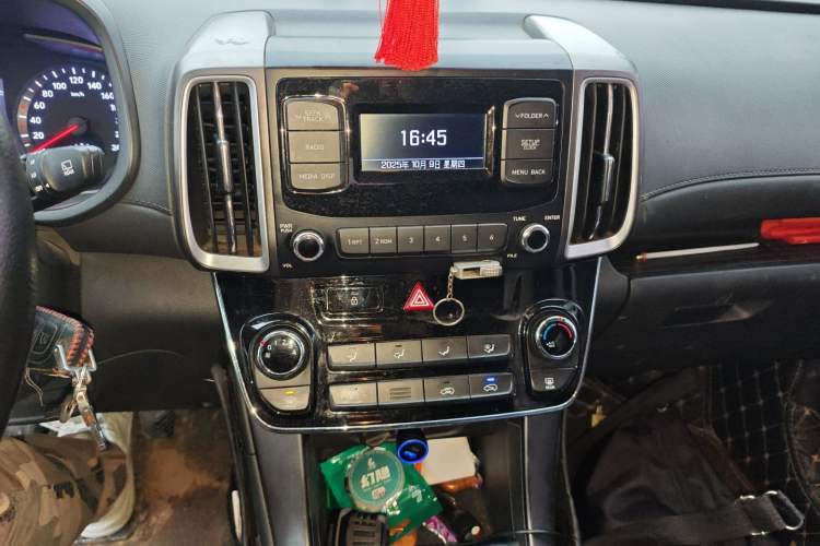 Used Hyundai ix35 2018 2.0L Manual Two-Wheel Drive Zhiyong·Changzhi Edition
