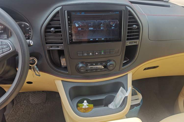 Used Mercedes-Benz Vito 2016 2.0T Elite Edition