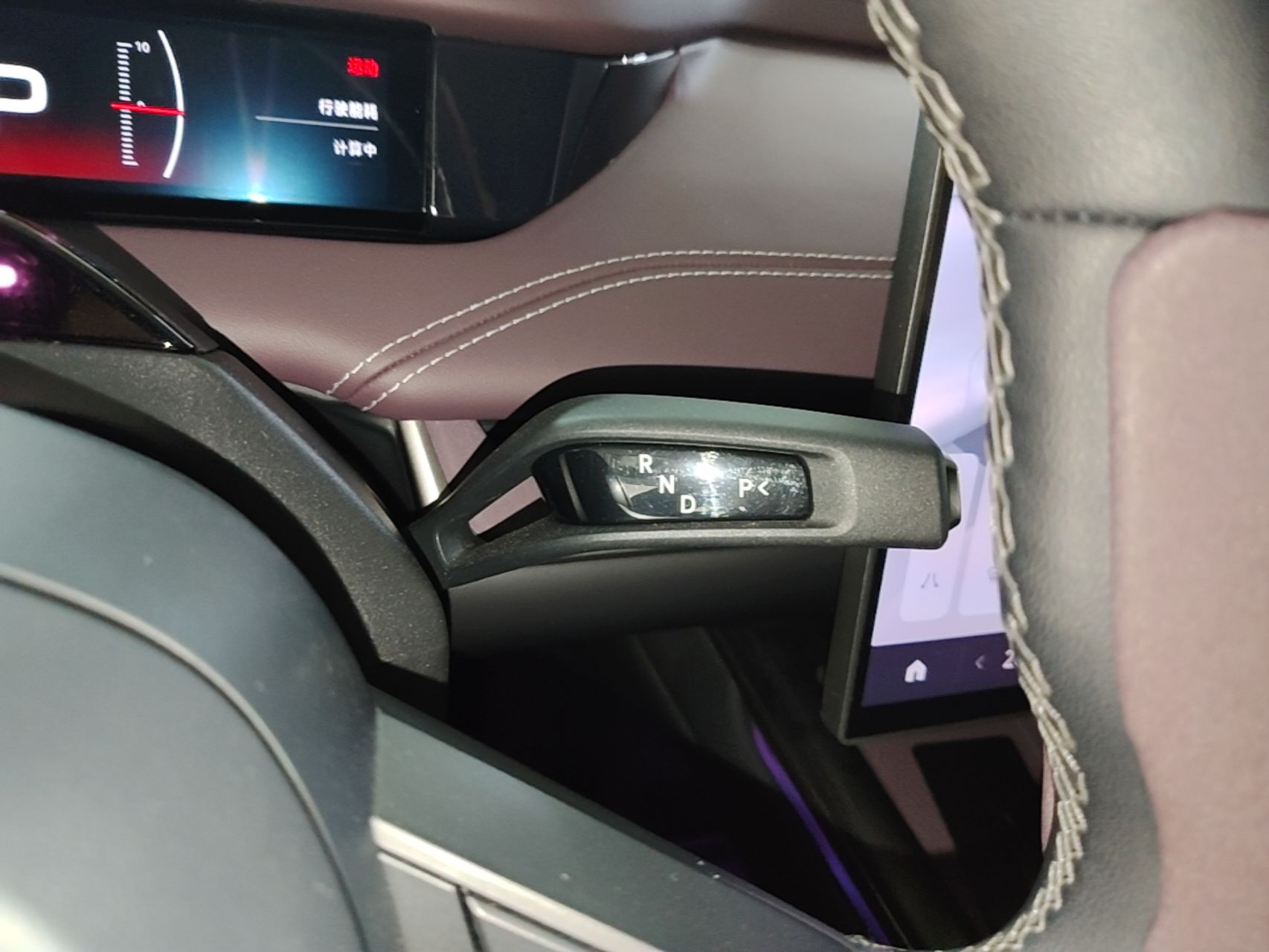Xiaomi Auto SU7 2024 Rear-Drive Ultra-Long Range Advanced Pro-Level Intelligent Driving Version — снимка 16