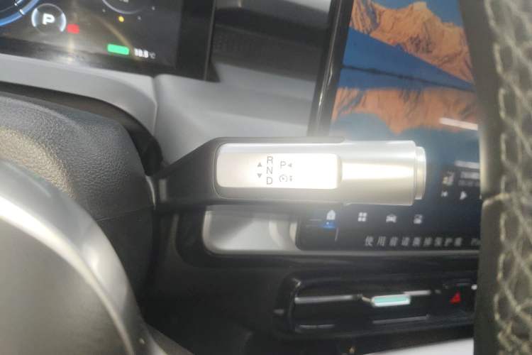 Used AION Y 2023 Younger Star Edition