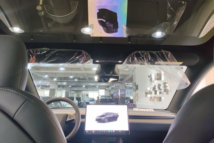 Used Tesla Model Y 2026 Long-Range All-Wheel-Drive Model
