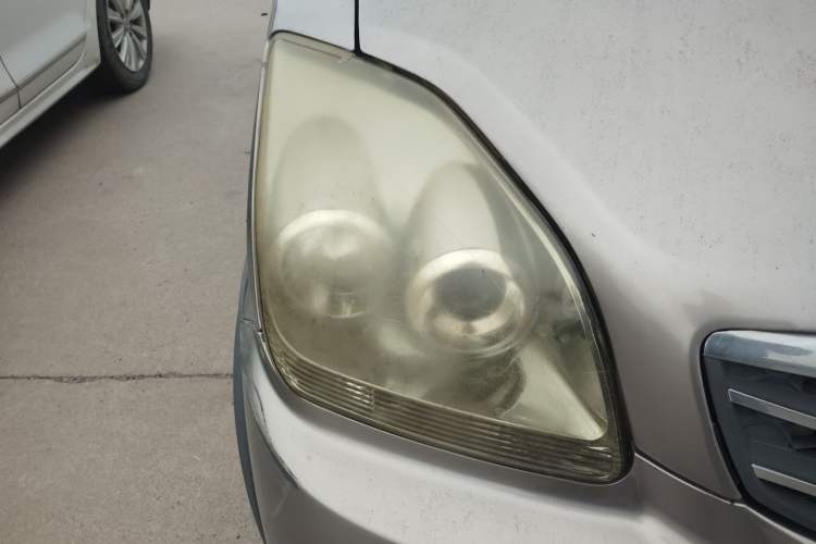 Used Suzuki Wagon R X5 2013 Revised Version 1.4L VVT Cruise Edition Right Front Headlight