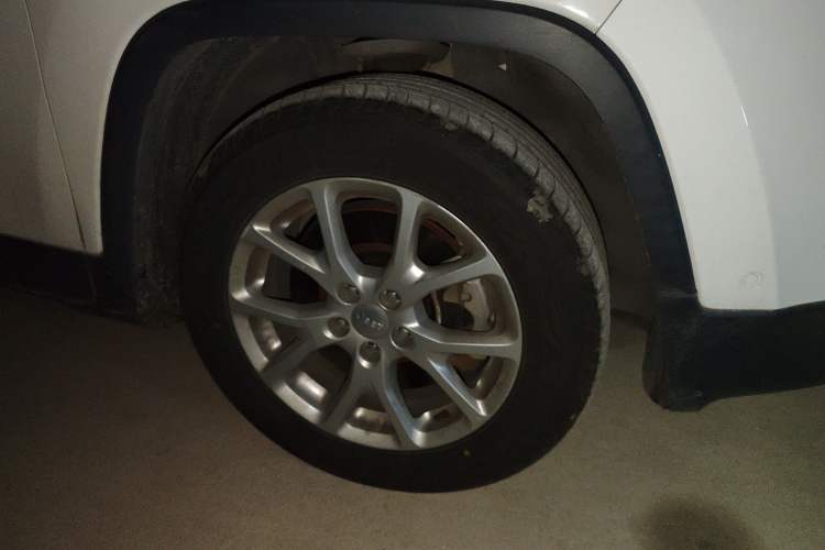 Used Jeep Cherokee 2016 2.4L Leading Edition