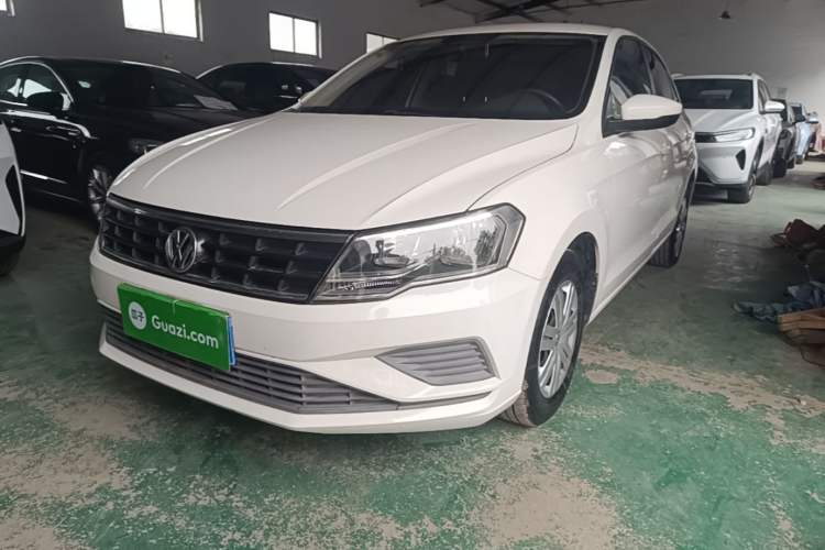 Used Volkswagen Jetta 2017 1.4L Manual Fashion Edition Guazi used car, China used car export, Used car for sale, Used  cars, Cheapest cars for sale
