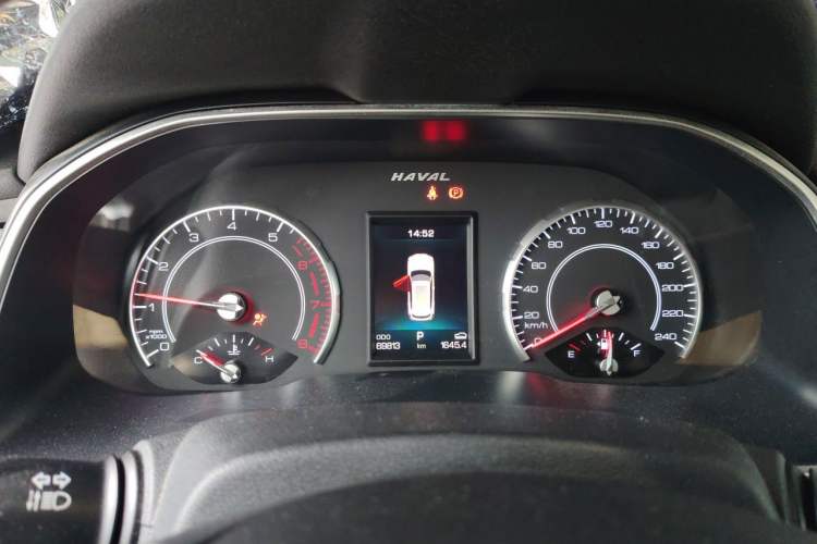 Used Haval H6 2017 Blue Label 1.5T Automatic Two-Wheel Drive ZhiShang Model
