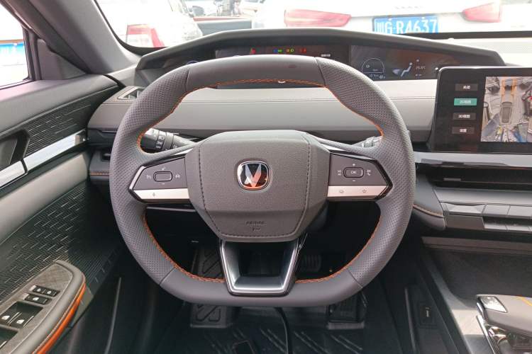 Used CHANGAN UNI-V iDD 2023 ZhiDian iDD 1.5T 113km Smart & Fun Version Steering Wheel