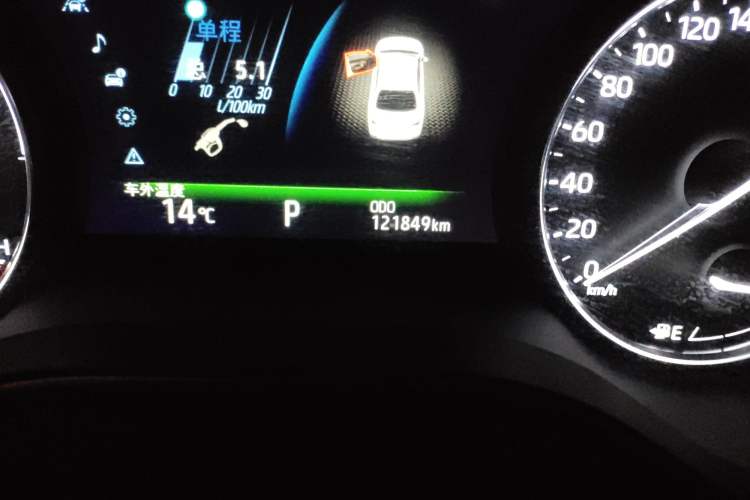 Used Toyota Avalon 2019 Dual-Engine 2.5L XLE Prestige Version China V Standard