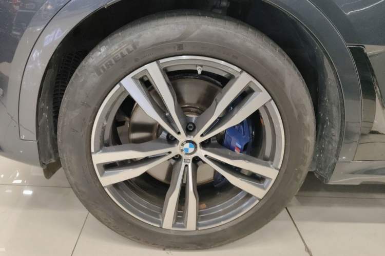 Used BMW X7 2020 xDrive40i Luxury M Sport Package