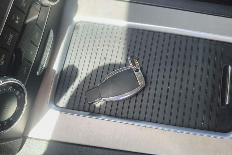 Used Mercedes-Benz GLK-Class 2015 GLK 260 4MATIC Dynamic Edition Ultimate Version Vehicle Key