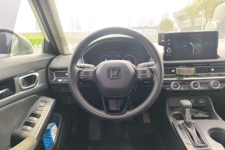 Used Honda Civic 2023 240TURBO CVT Dynamic Edition
