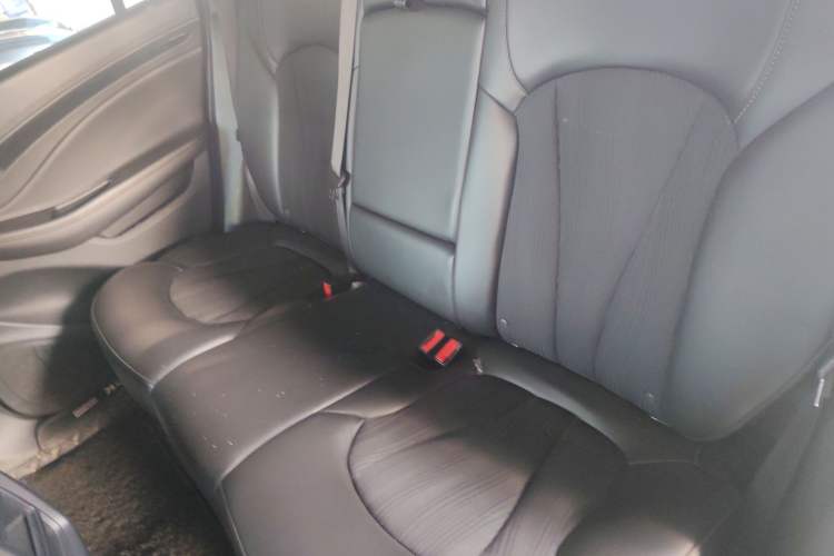 Used Buick Envision 2017 20T Two-Wheel Drive Leading Version Left Rear Seat