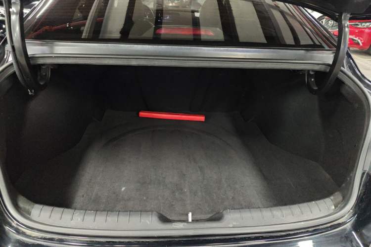 Used Hyundai Elantra 2022 1.5L CVT LUX Prestige Edition Trunk