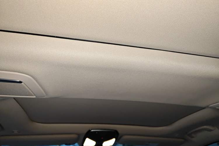 Used BMW 7 Series 2021 740Li Leading Edition Luxury Package Headliner