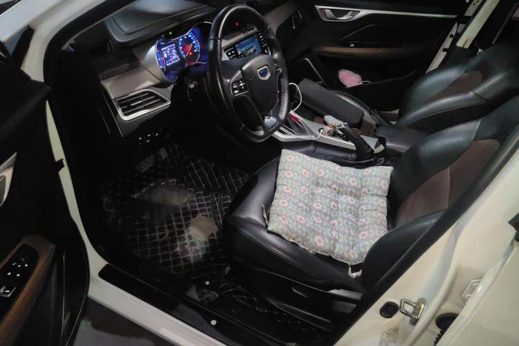 Used Geely Auto Vision 2018 1.5L Automatic Happiness Edition Driver Seat