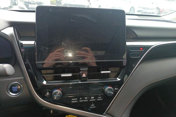 Used Toyota Camry 2021 2.5G Luxury Edition