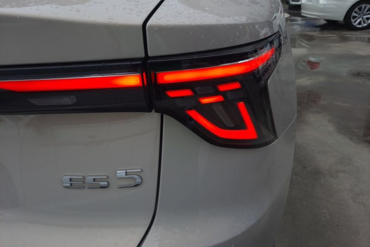 Used MG ES5 2025 525max Rear-Drive Intelligent Driving Version
