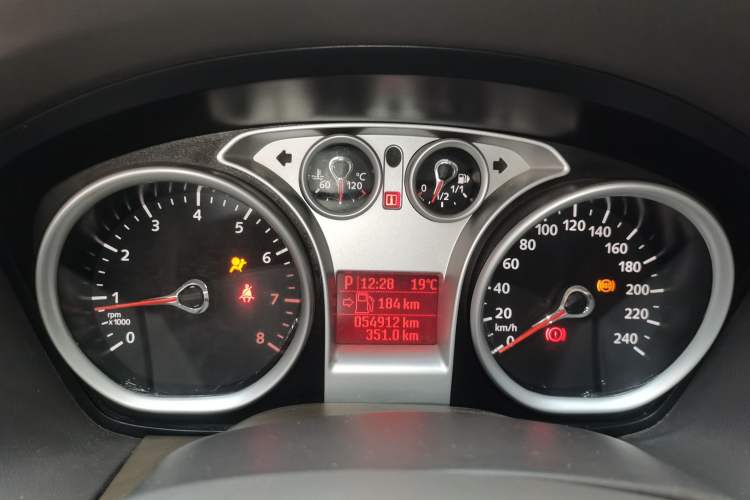 Used Ford Focus 2011 Sedan 1.8L Automatic Fashion Edition
