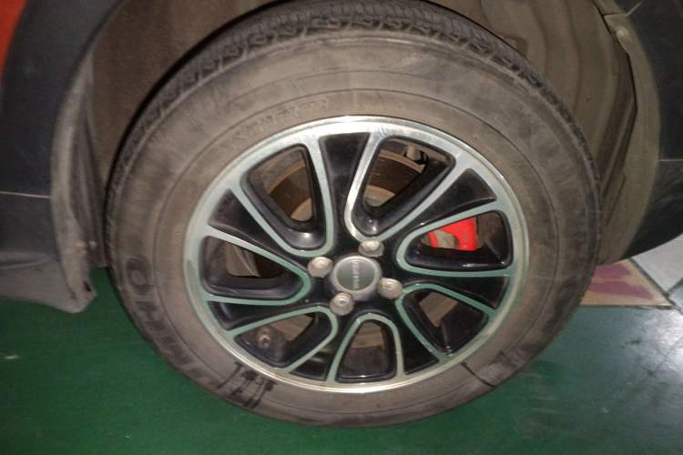 Used Haval H1 2015 1.5L Manual Luxury Model
