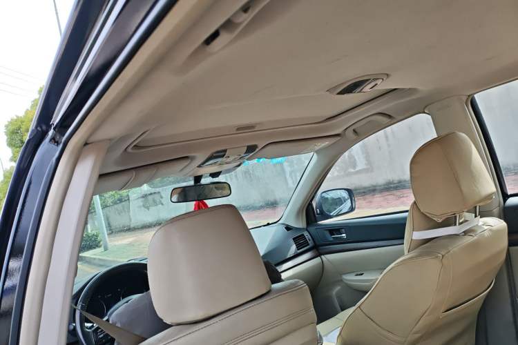 Used Subaru Outback 2014 2.5i Yashang Elite Edition Headliner