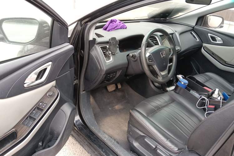 Used Luxgen 5 2015 1.8T Automatic ZhiZun Model