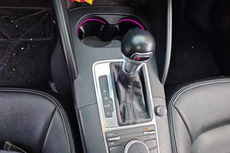 Used Audi A3 2015 Limousine 35 TFSI Millionth Anniversary Intelligent Leading Model
