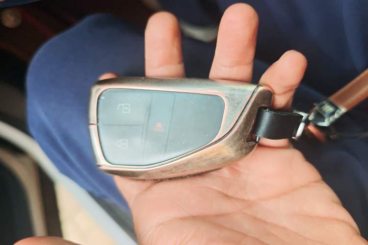 Used Buick Envision 2020 Onix S 652T Two-Wheel Drive Elite Model