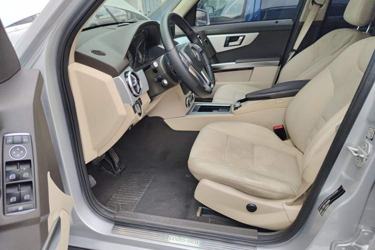 Used Mercedes-Benz GLK-Class 2014 GLK 200 Standard Model Left Front Seat