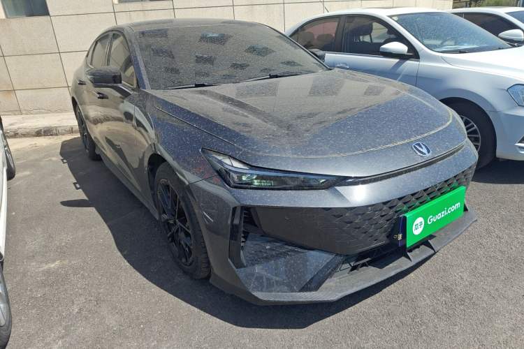 Used CHANGAN UNI-V 2024 1.5T Prestige Edition