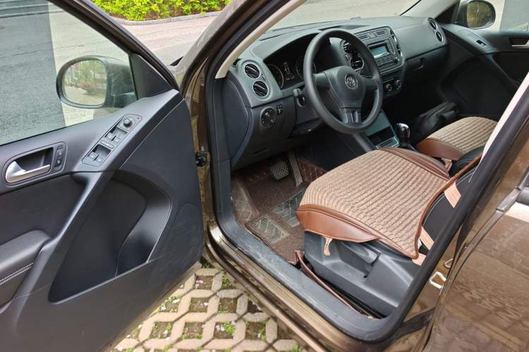 Used Volkswagen Tiguan 2016 280TSI Automatic Two-Wheel-Drive Silk Road Style Edition Driver Seat