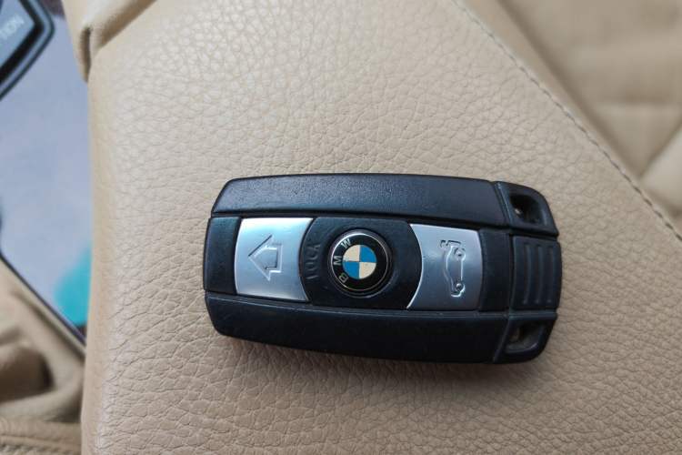 Used BMW 5 Series 2010 530Li Luxury Model Vehicle Key
