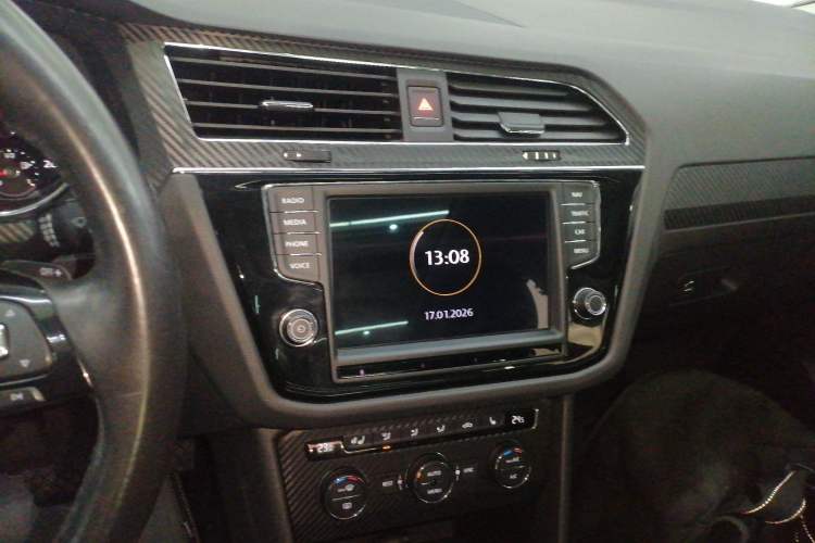 Used Volkswagen Tiguan L 2017 330TSI Automatic Two-Wheel Drive Luxury Edition
