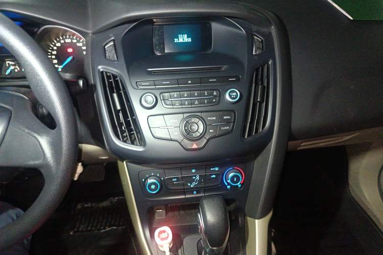 Used Ford Focus 2015 Sedan 1.6L Automatic Comfort Model