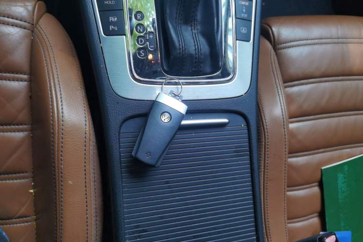 Used Volkswagen CC 2009 3.6 FSI Top-Trim Version